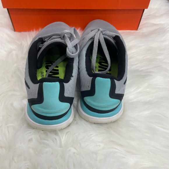 Nike Free 4.0 - Picture 4 of 7